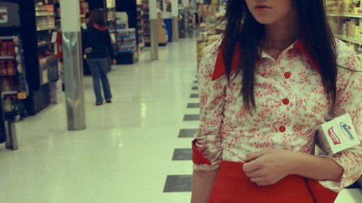 pretty woman buying groceries